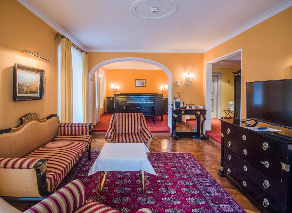 Hotel Tiefenbrunner คิทซ์บือห์ ภายนอก รูปภาพ
