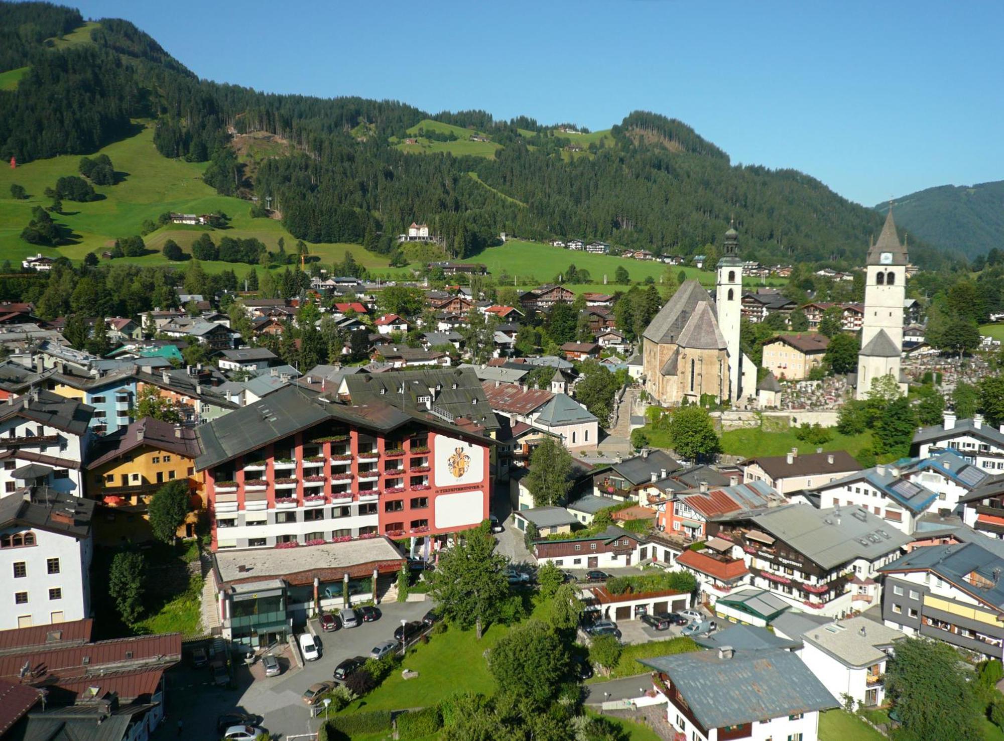 Hotel Tiefenbrunner คิทซ์บือห์ ภายนอก รูปภาพ