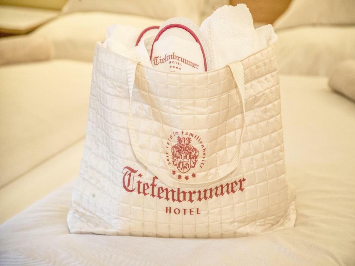 Hotel Tiefenbrunner คิทซ์บือห์ ภายนอก รูปภาพ